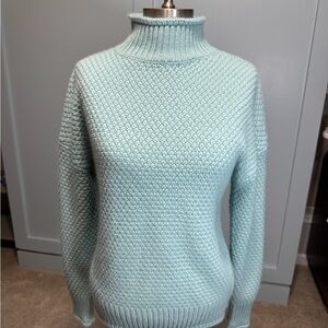 Chic Light Blue Turtleneck Sweater